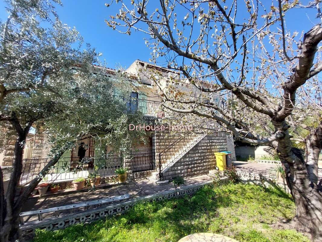 Maison 185 m² à Marignane  - photo 14