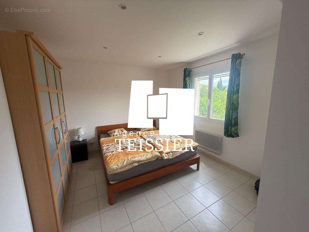 Maison à SAINT-PAUL-LE-JEUNE