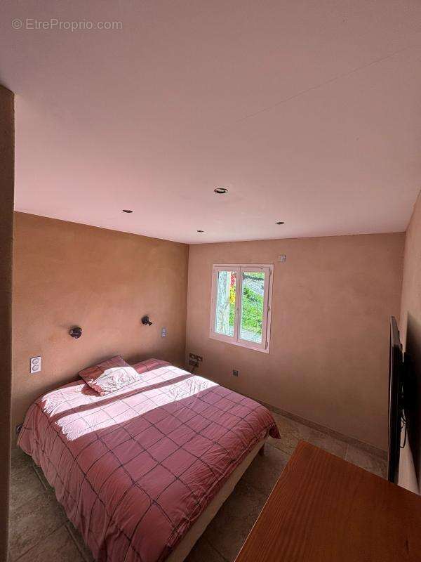 Maison à SAINT-SAUVEUR-GOUVERNET