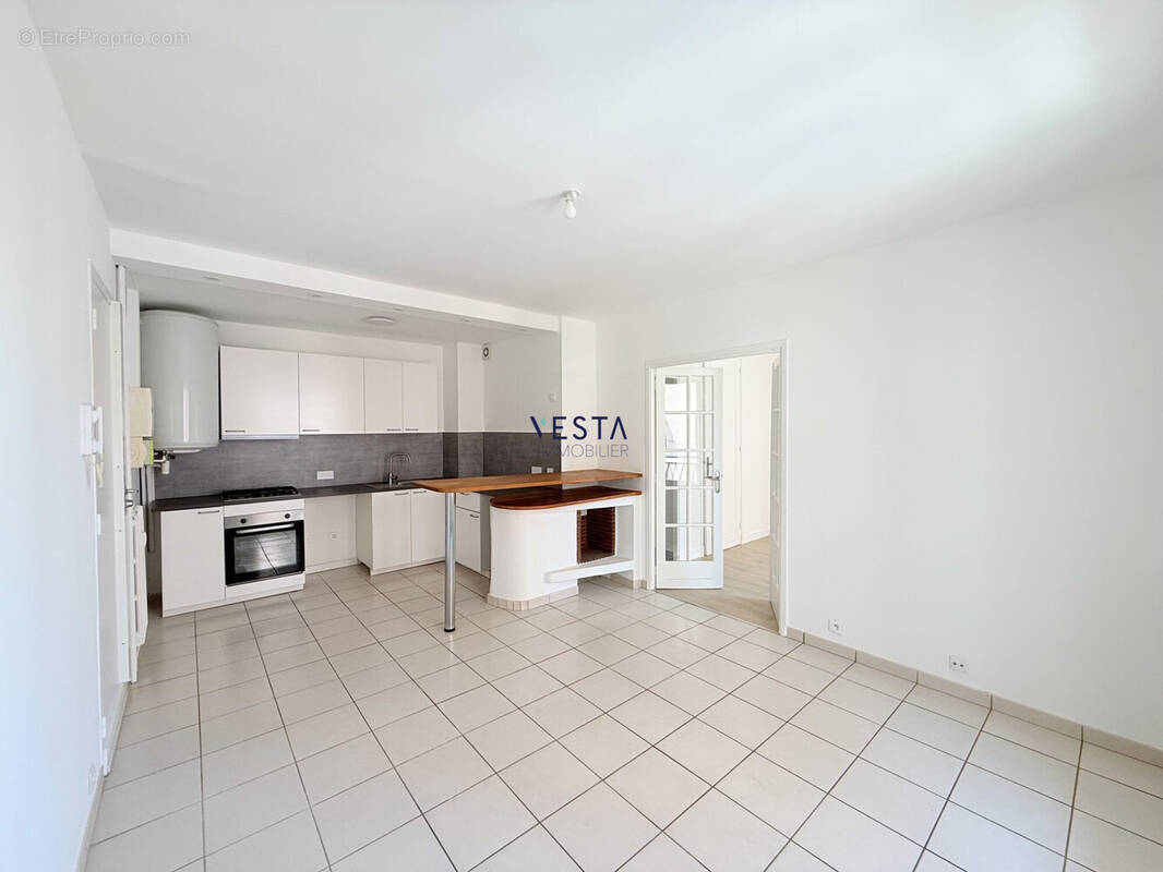 salon - Appartement à TOULOUSE