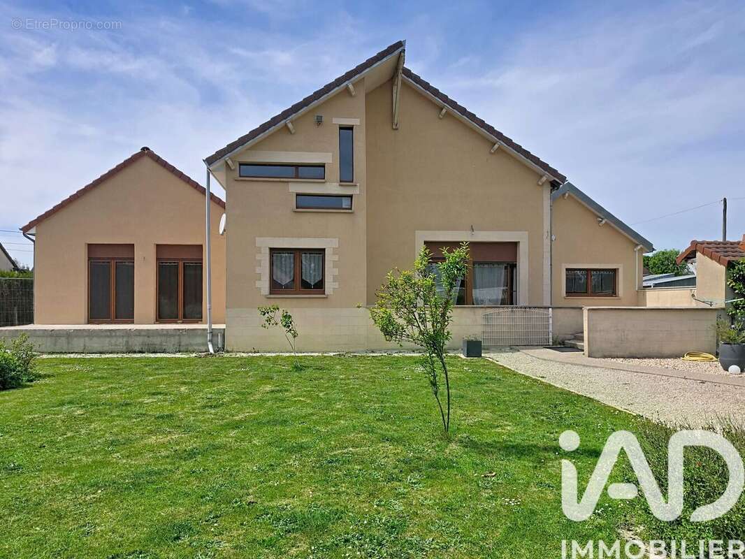 Photo 2 - Maison à COULLONS