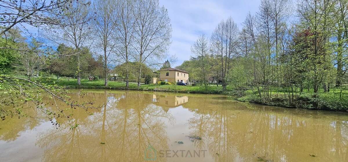 Maison à SAINT-CIRQ-MADELON