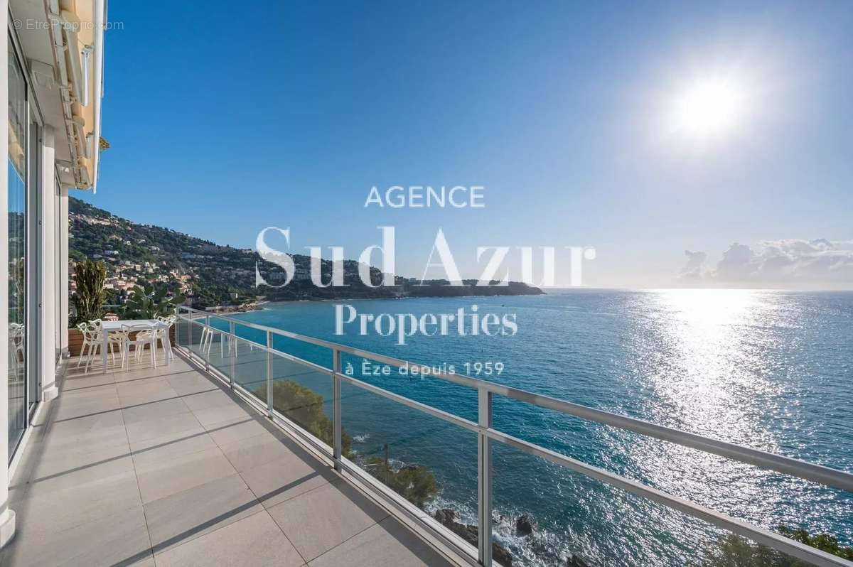 Appartement à ROQUEBRUNE-CAP-MARTIN