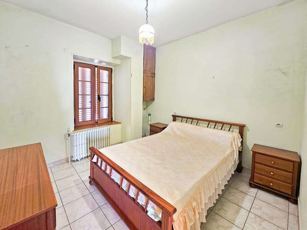 Maison à LONGNY-AU-PERCHE