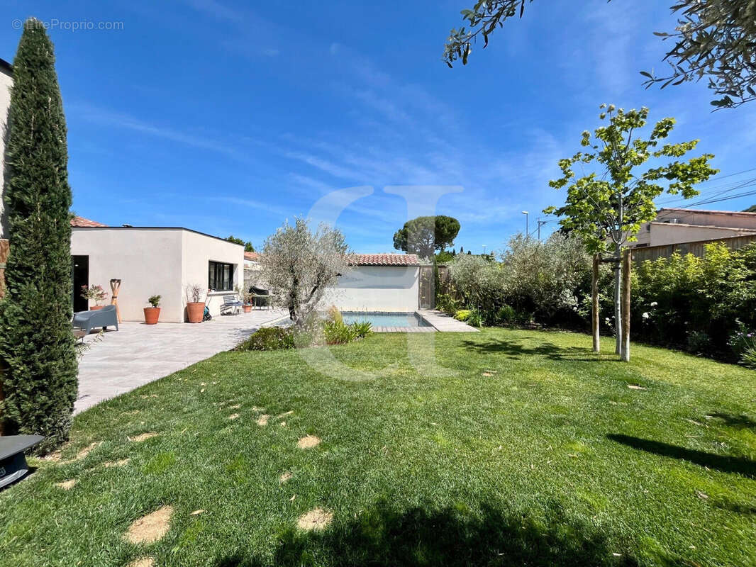 Maison à SAINT-REMY-DE-PROVENCE