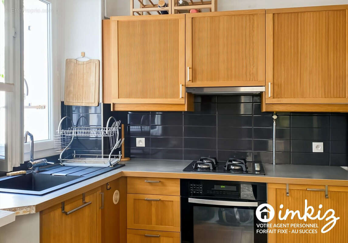 Appartement à PARIS-18E