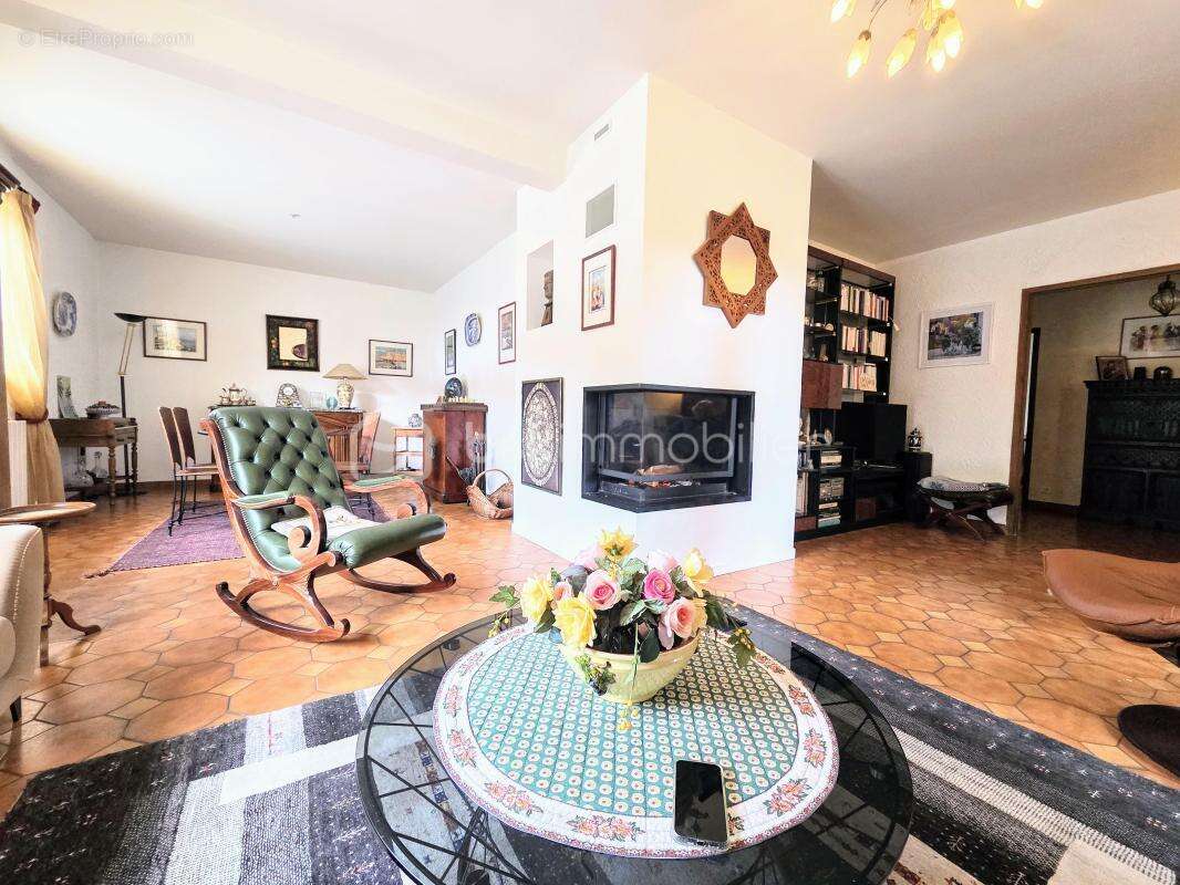 Maison à SAINT-GELY-DU-FESC