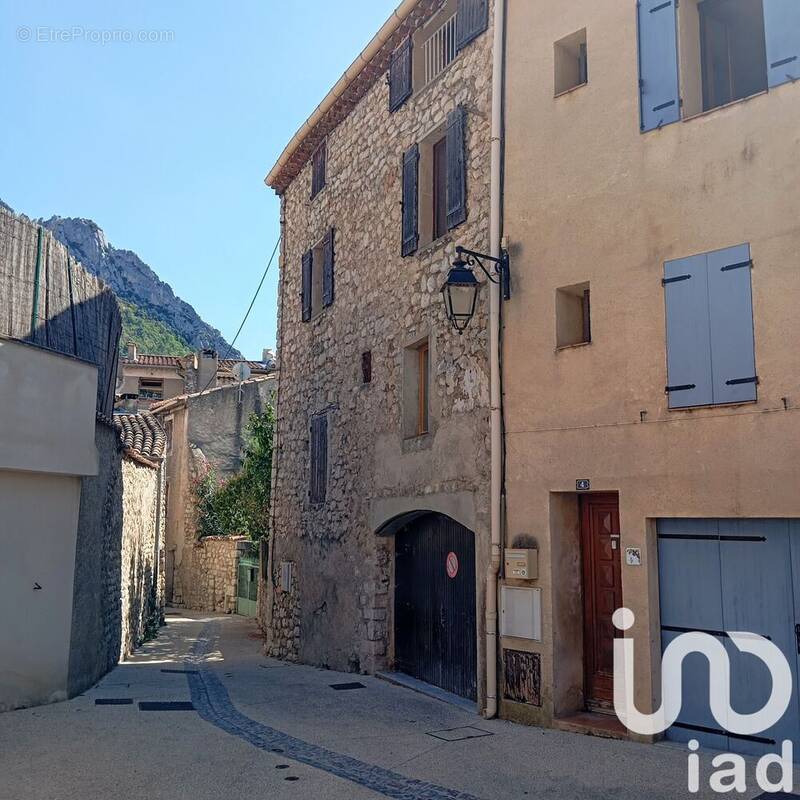 Photo 1 - Maison à BUIS-LES-BARONNIES