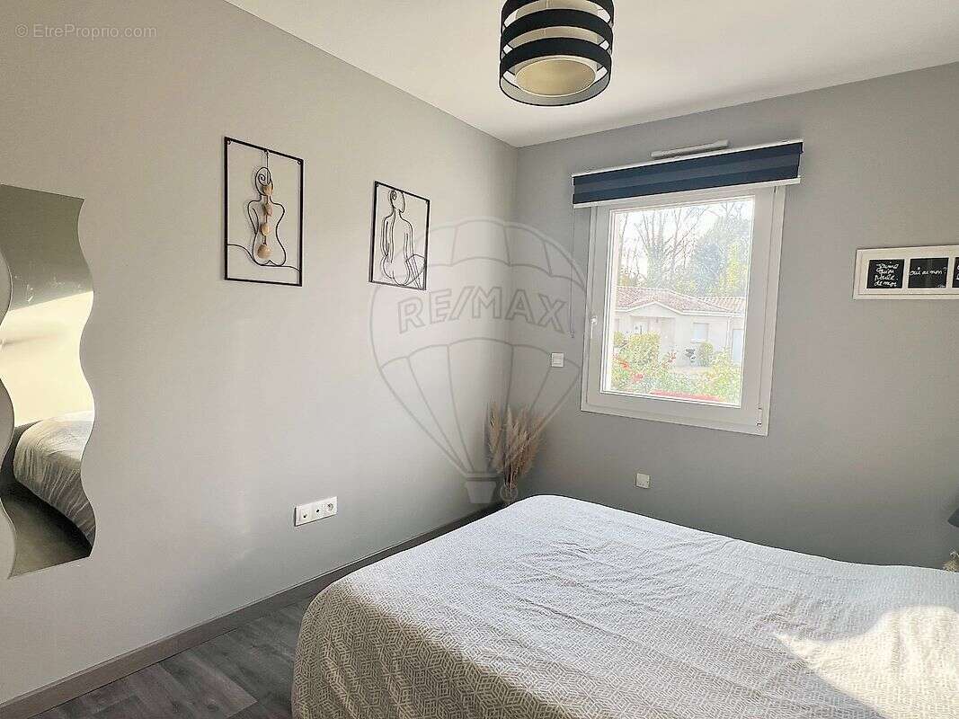 Maison à LES MATHES