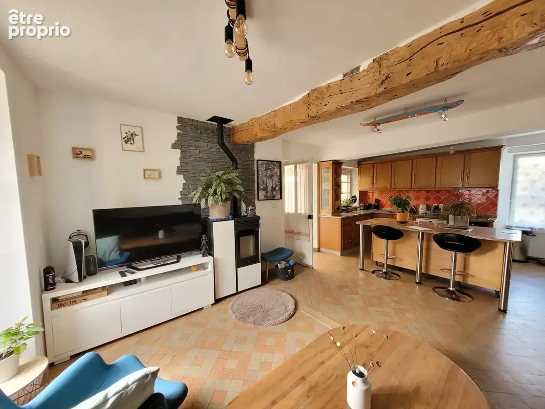 Maison 2 chambres - grange et dependance - photo 3