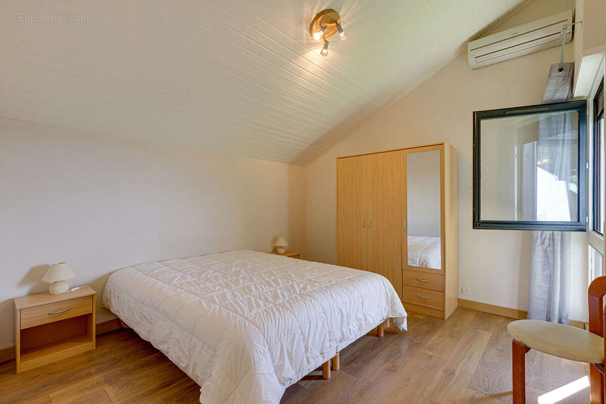 Maison Ballaison 5 pièces rénovée de 157.55 m² - photo 12