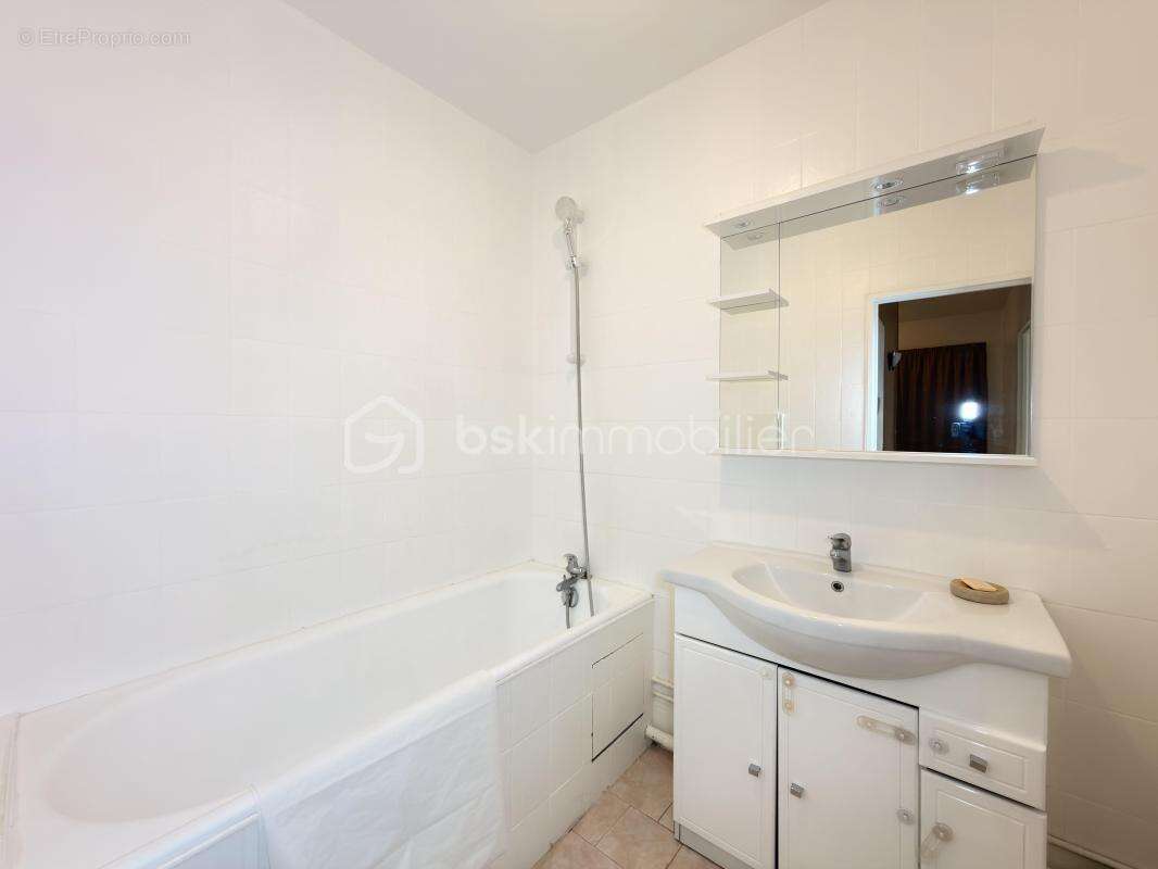 Appartement à LIVRY-GARGAN