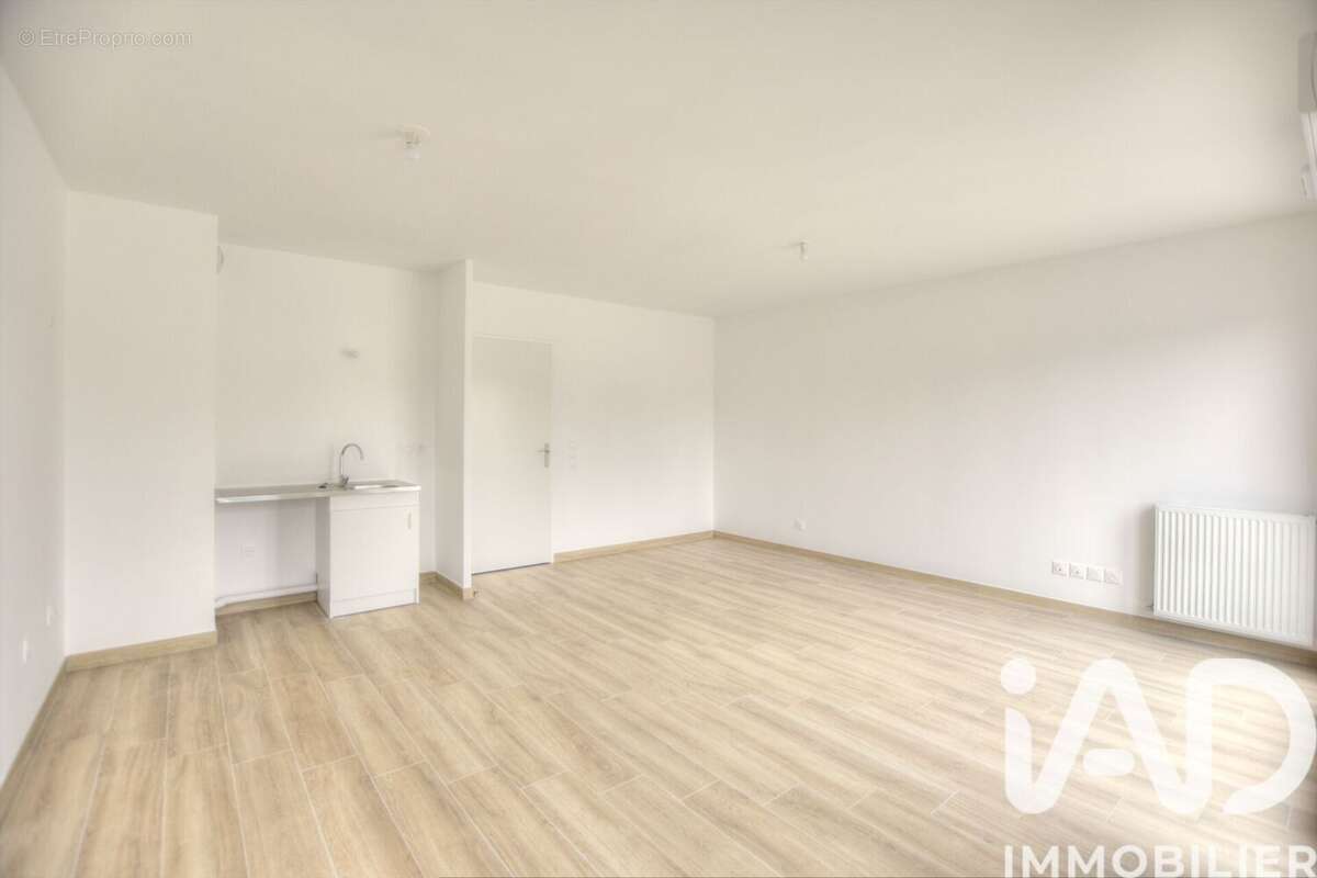 Photo 2 - Appartement à MENNECY