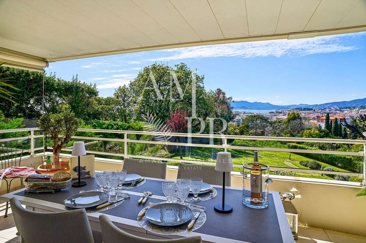 Cannes Basse Californie - Appartement 3 pièces - Vue mer - photo 2