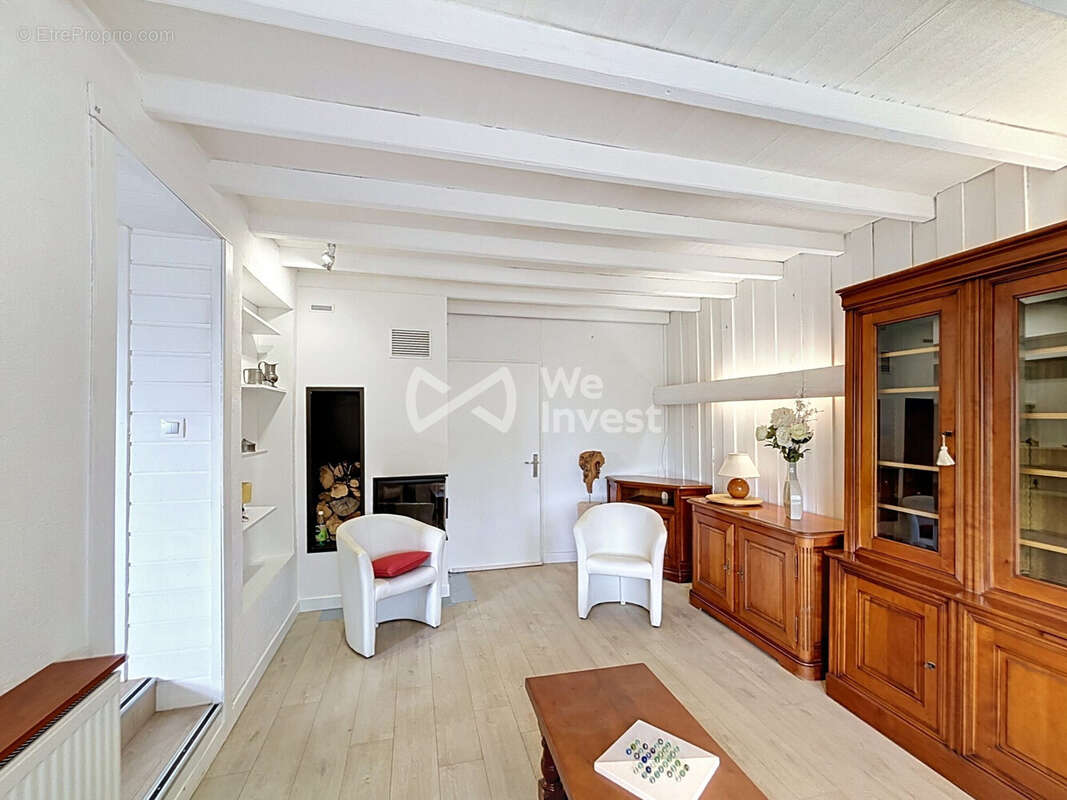 Maison 132 m² à Lancrans  - photo 3