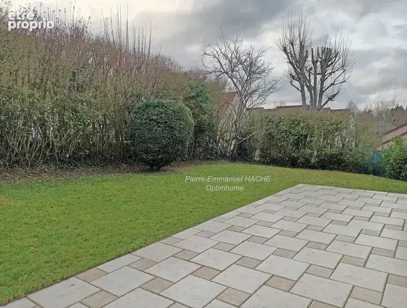 Photo Maison à Saint-Germain-En-Laye au prix de 668 000€