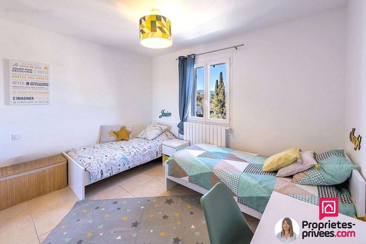 Maison à PUGET-SUR-ARGENS