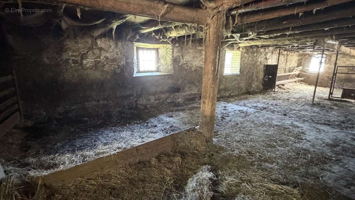 Maison à CAMPAN