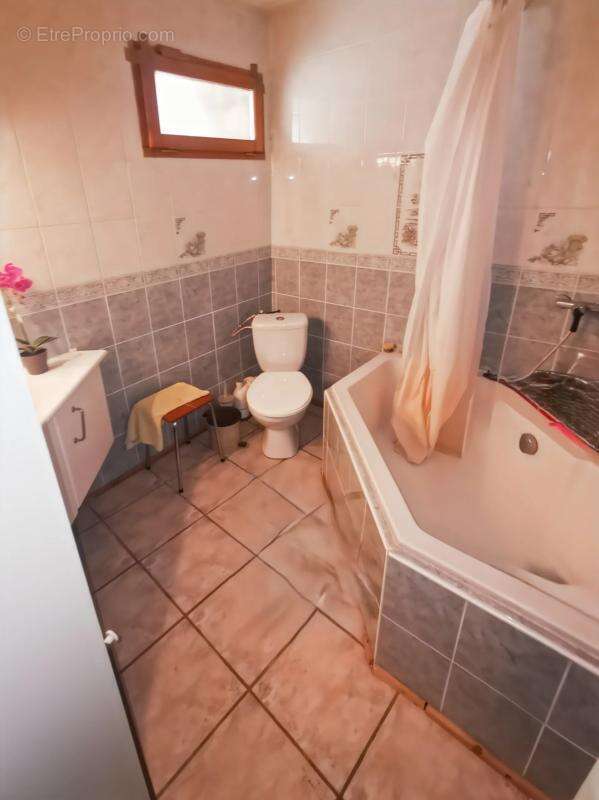 Maison à LE MAS