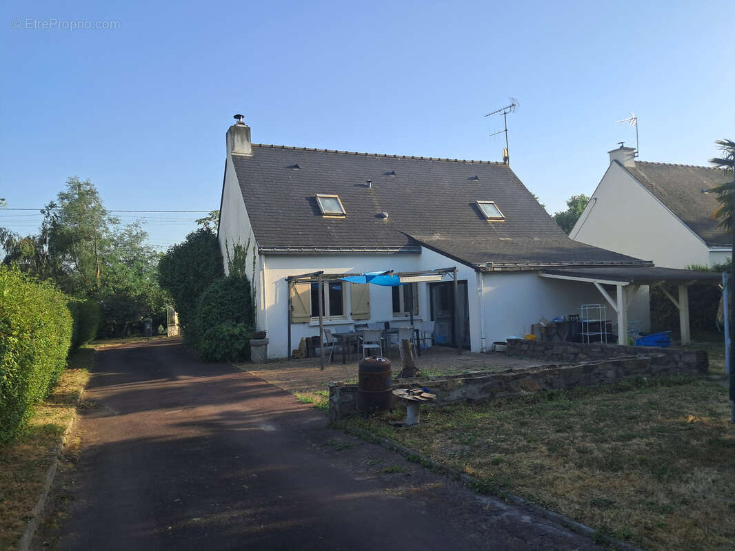 Maison à LUSANGER
