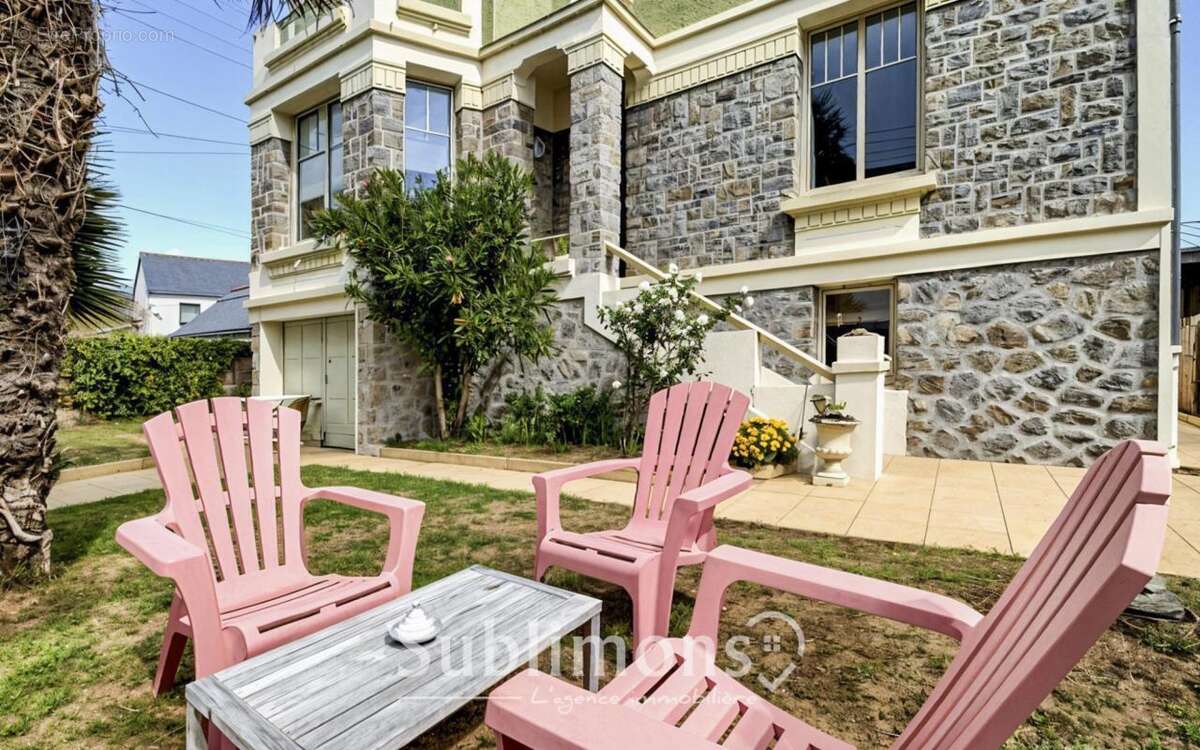 Maison à PORT-LOUIS