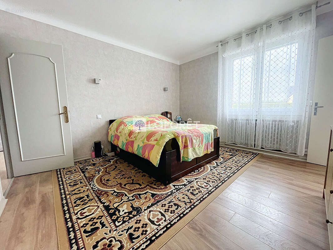 Maison à EVRECY
