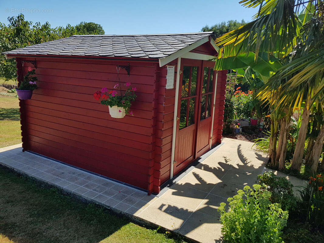Propriété de caractère en pierre avec deux gîtes, piscine et jardin arboré - photo 5