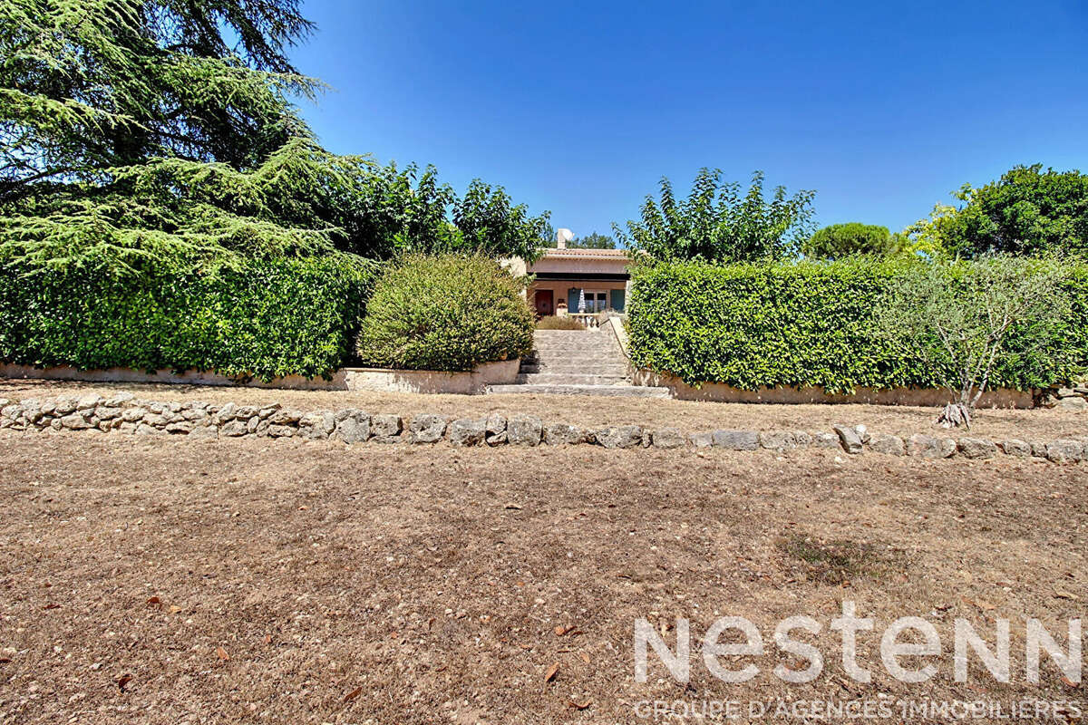 A VENDRE DRAGUIGNAN Villa 180m² avec piscine et vue dégagée - 4553m² de terrain - photo 2