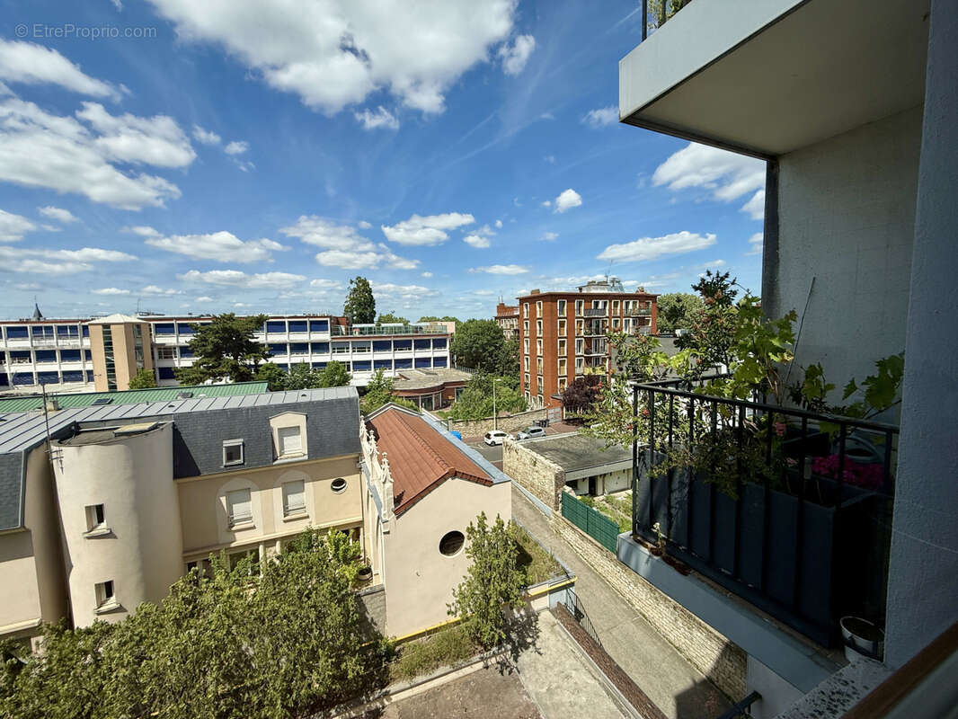 Appartement 80 m² à Issy-Les-Moulineaux  - photo 8