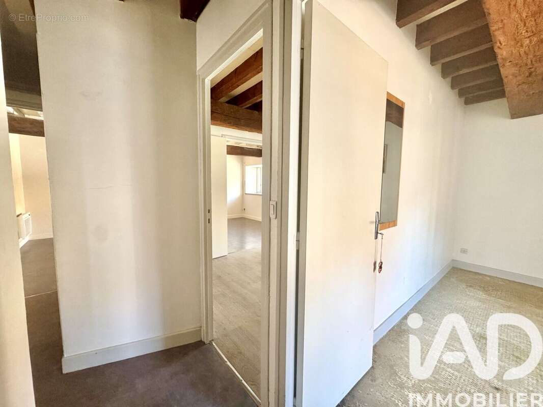 Appartement 58 m² à Cosne-Cours-Sur-Loire  - photo 9
