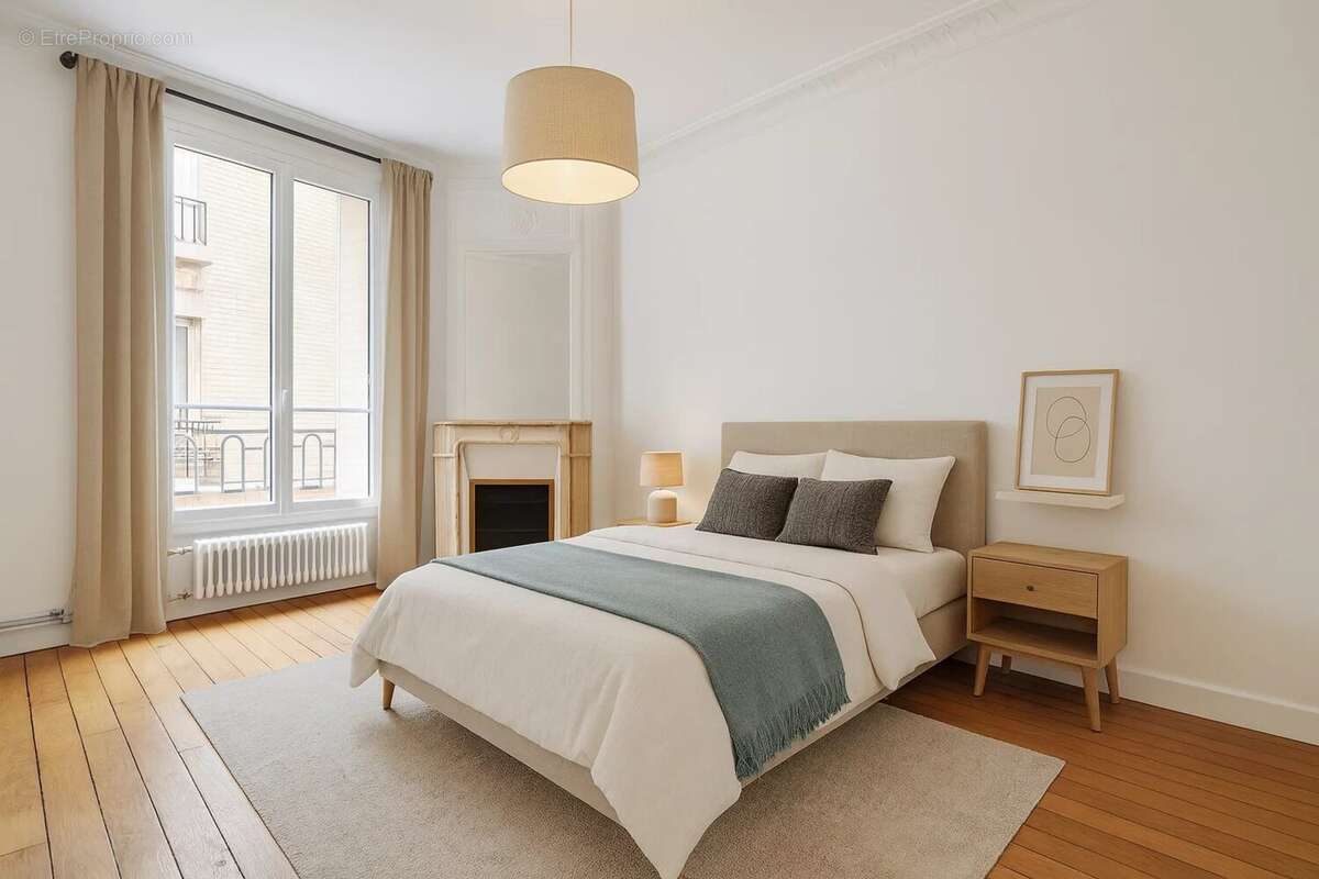 Appartement à PARIS-16E
