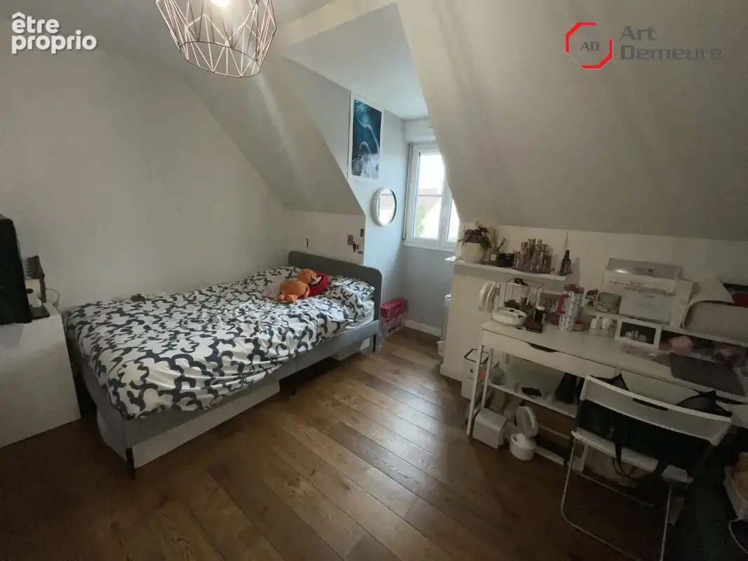 Maison 6 pièces 111 m² à vendre à Meriel (95630) - photo 7