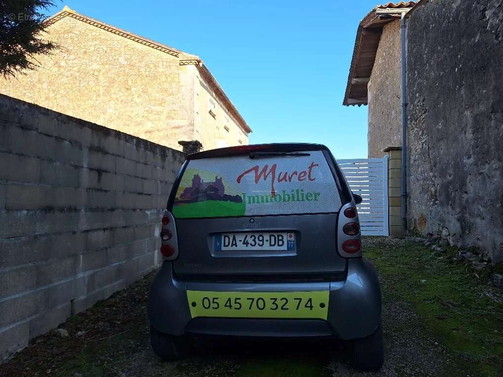 Maison à CHASSENEUIL-SUR-BONNIEURE