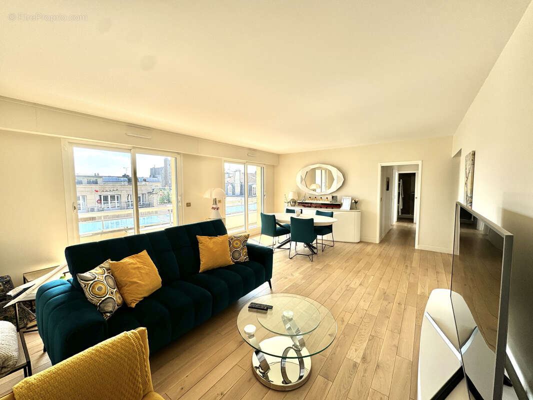 Appartement à SAINT-MANDE