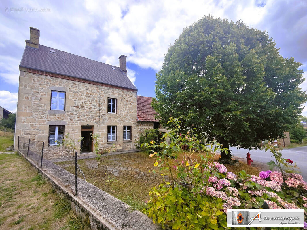 Maison à ROUGNAT