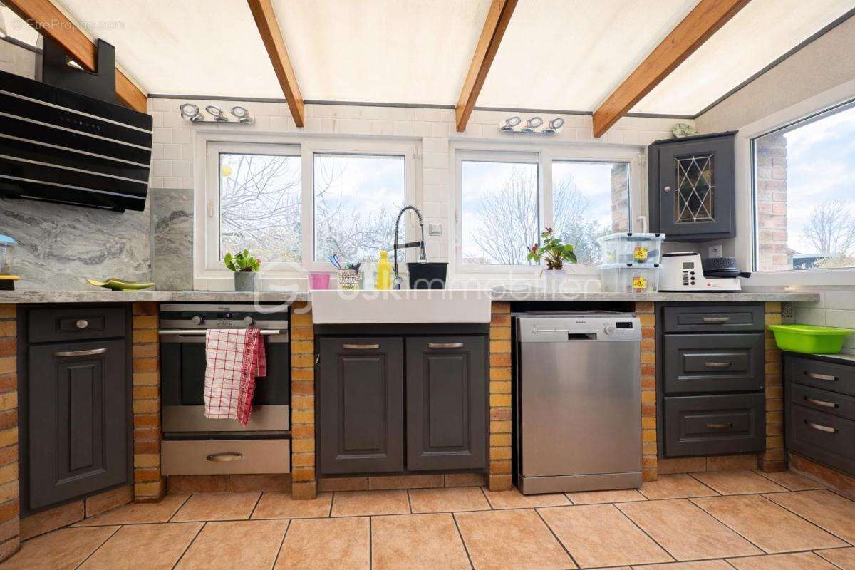 Maison à OLLAINVILLE