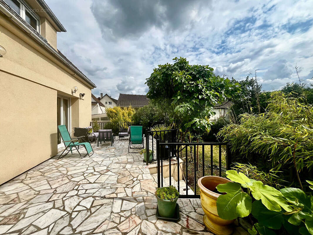 Maison à GARGES-LES-GONESSE