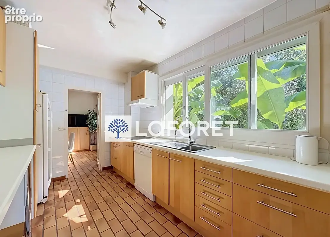 Maison familiale au calme d'un clos privé à Chambourcy - photo 7