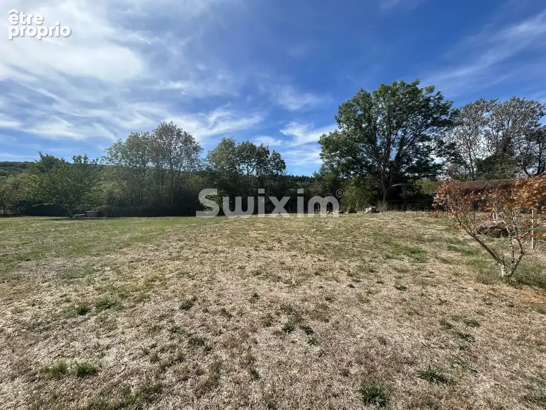 Corps de ferme rénové avec dépendances sur 12 600 m² de terrain - photo 17