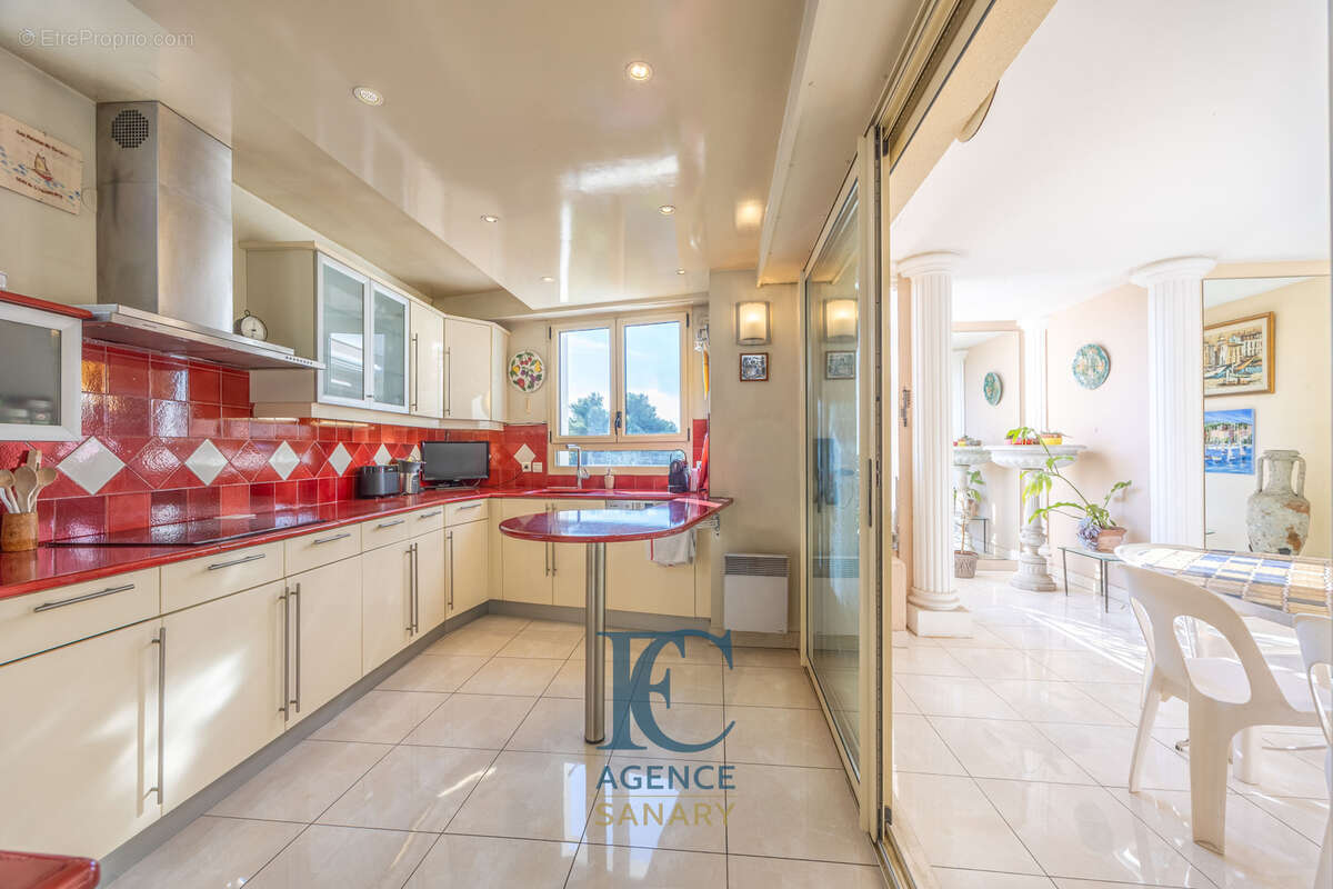 Appartement à SANARY-SUR-MER