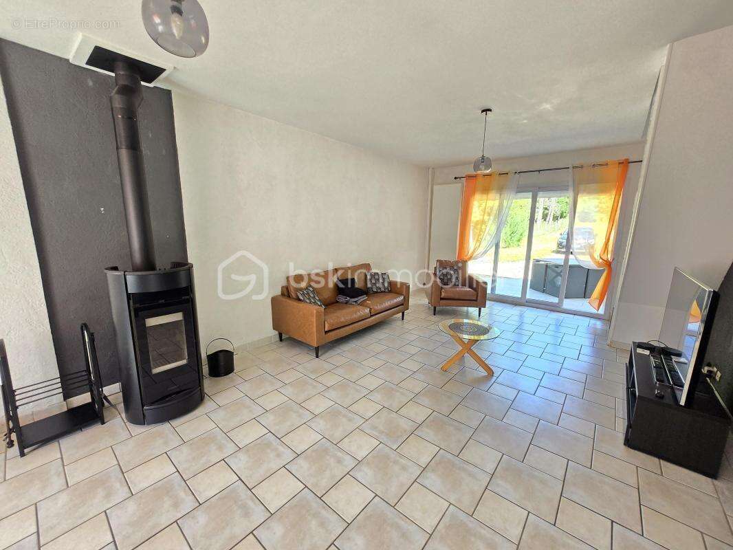 Maison à CHAULGNES