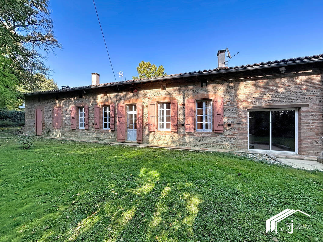 Maison à MENVILLE