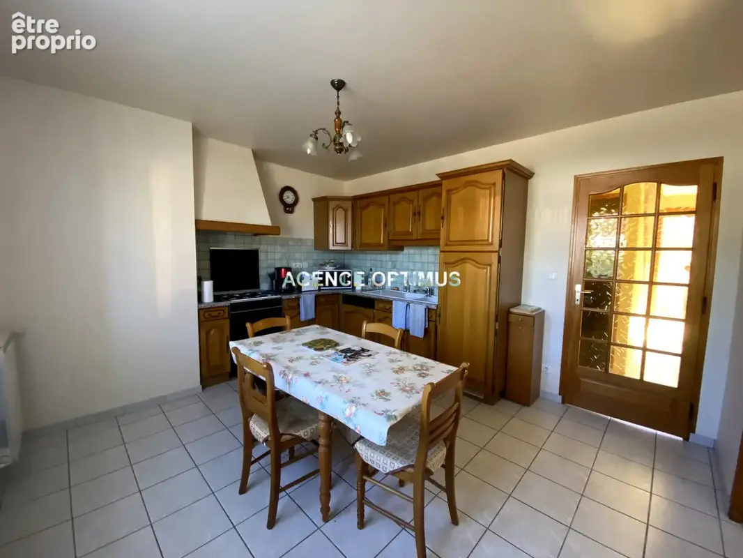 L'ARTISANALE de 1197 : volumes, confort et sous-sol total - photo 5