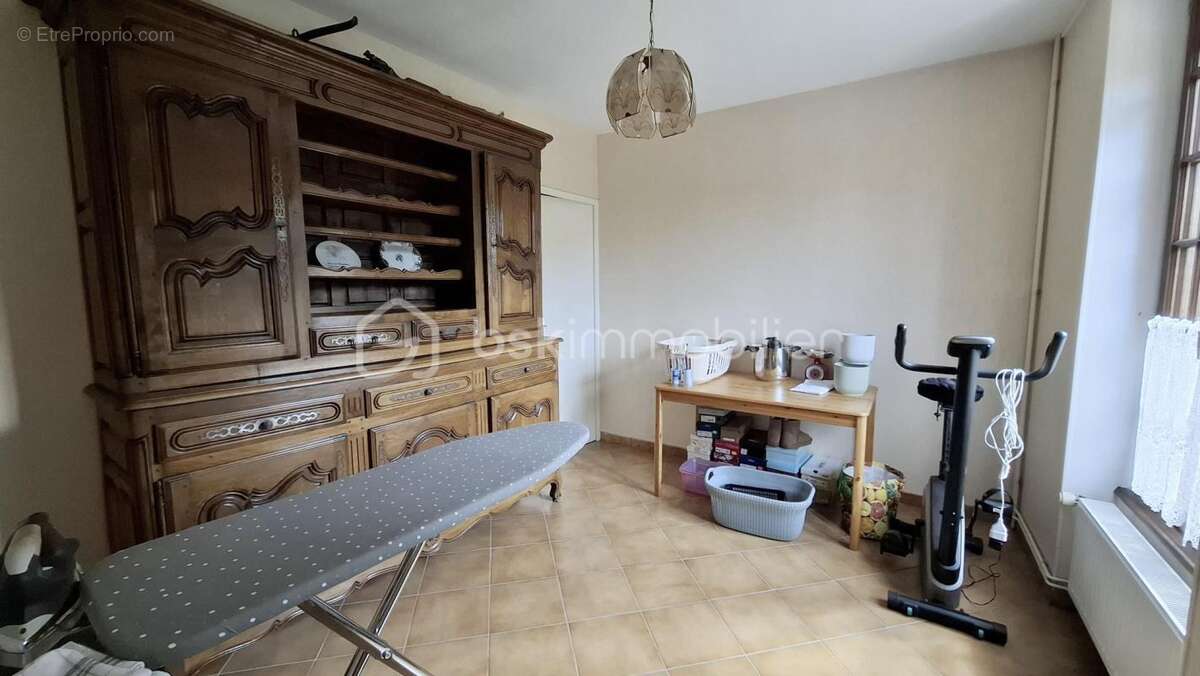 Maison à MEREVILLE