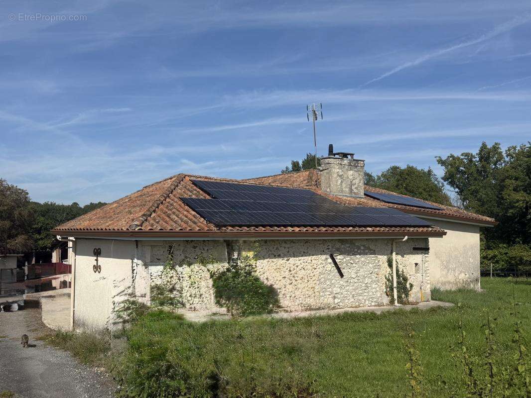 Maison à COULOUNIEIX-CHAMIERS