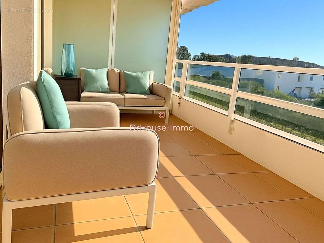 Appartement à CARQUEIRANNE