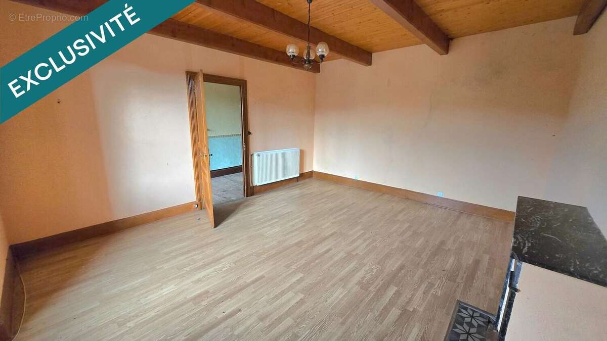 Photo 8 - Maison à CUZORN