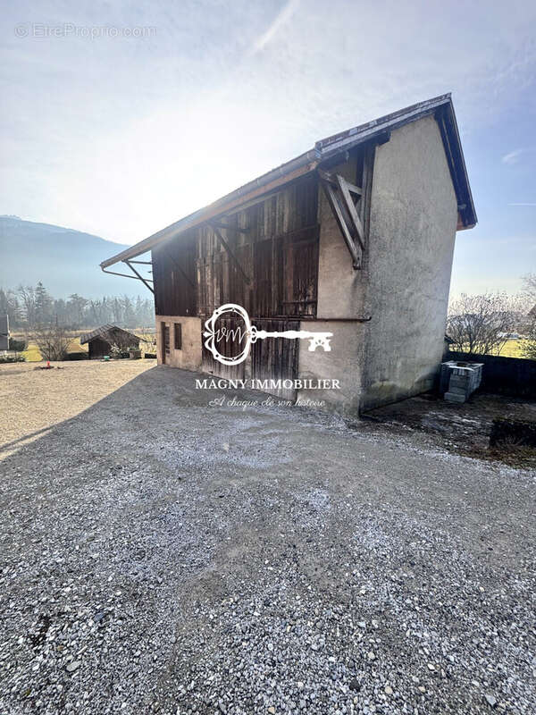 Maison 74 m² à Marignier  - photo 4