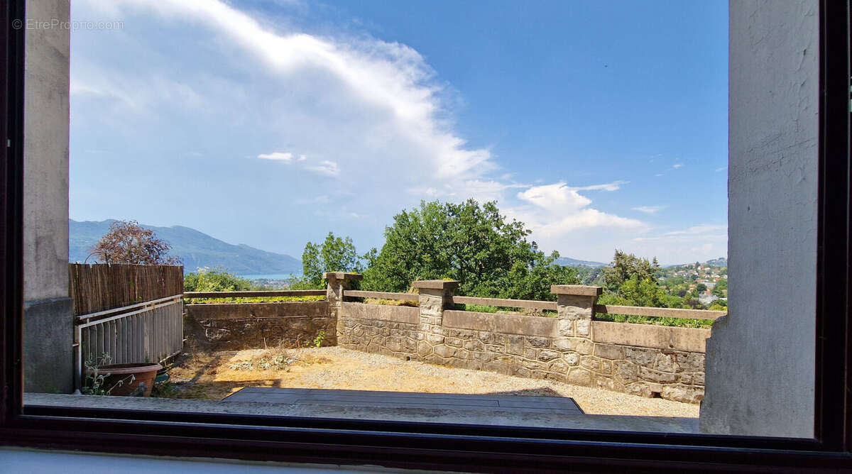 Appartement à AIX-LES-BAINS