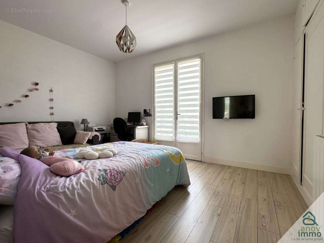 Maison à LA COURONNE